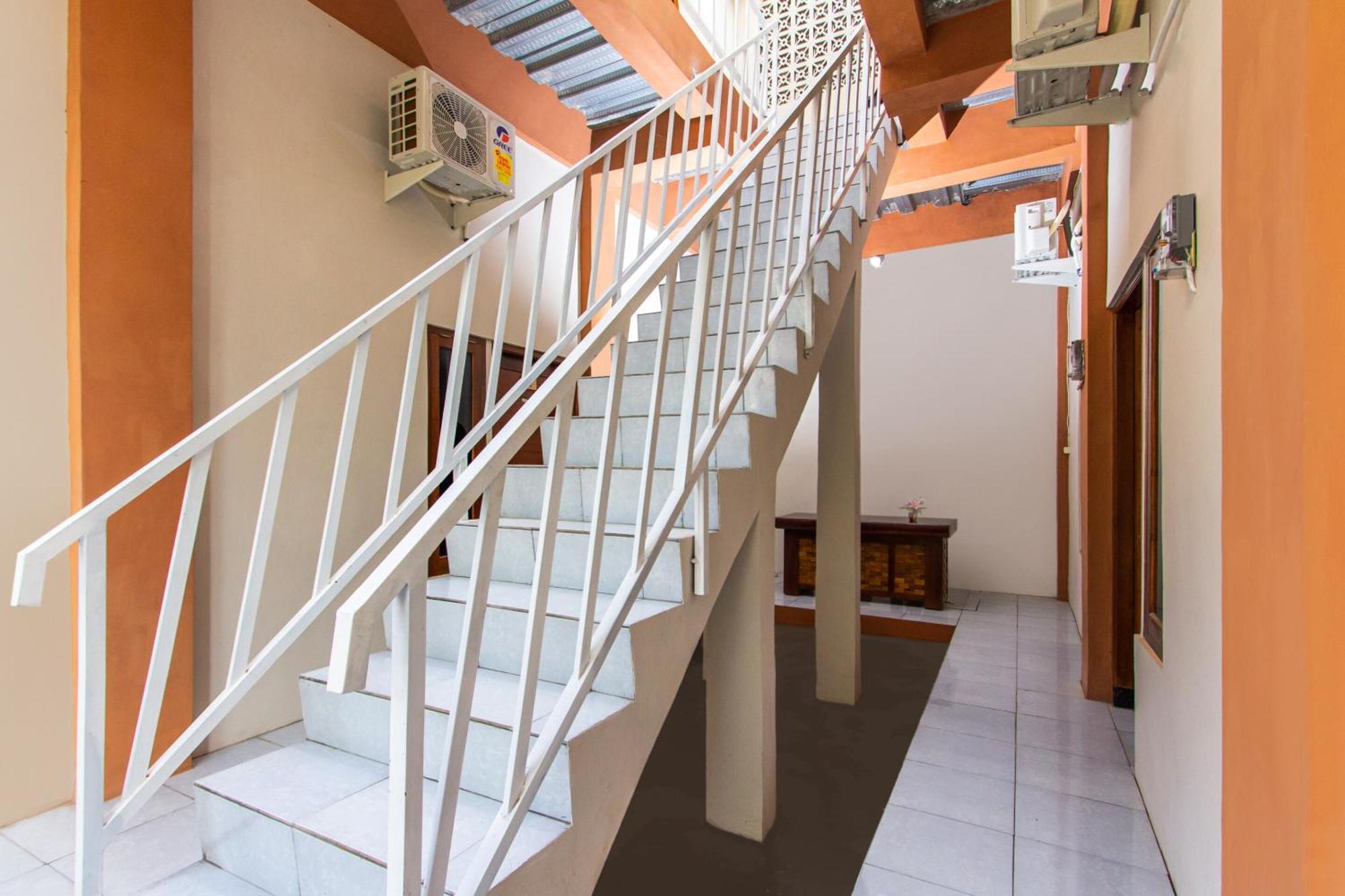 Salakan Oyo 1718 Homestay Wak Gobenk מראה חיצוני תמונה